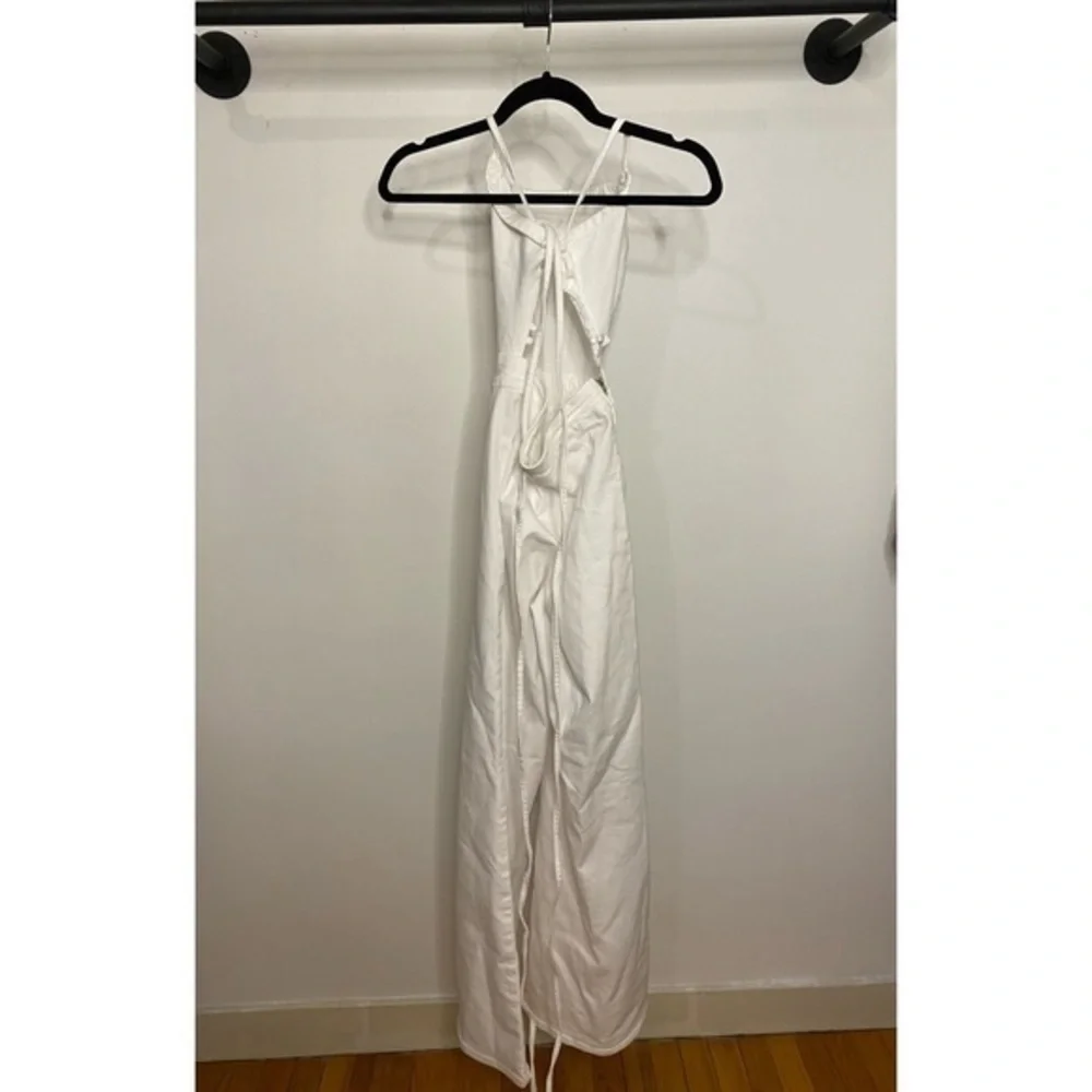 Good American Vacay Lace-Up Stretch Denim Jumpsuit in White001_6